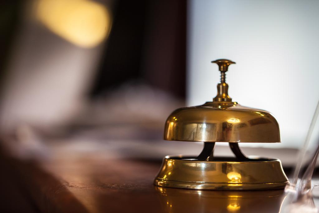 Hotel Mariani Йези Екстериор снимка